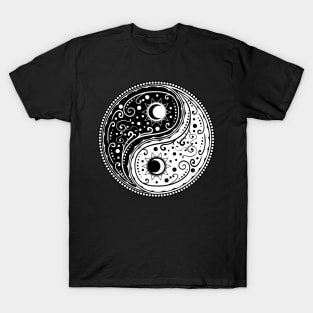 Yin yang sign paisley T-Shirt